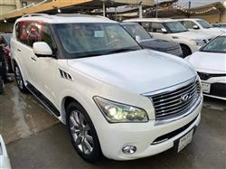 Infiniti QX56